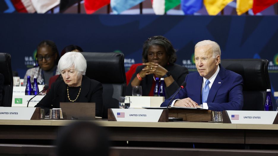 Prezydent USA Joe Biden wraz z sekretarz skarbu USA Janet Yellen 