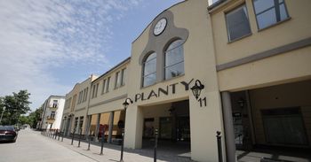 Galeria Planty w Kielcach czasowo zamknięta. Winna nawałnica z 2024 roku. Film i zdjęcia