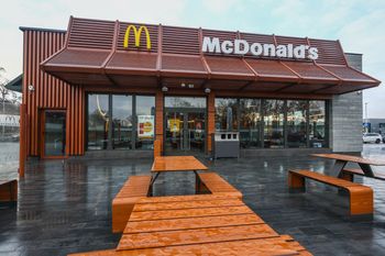 Aż zdębiała w McDonald's przy S3. Obsługa zareagowała natychmiast