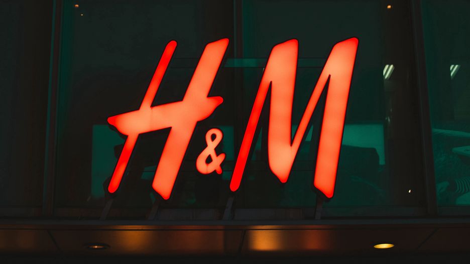 H&M zamknie setki sklepów na swiecie