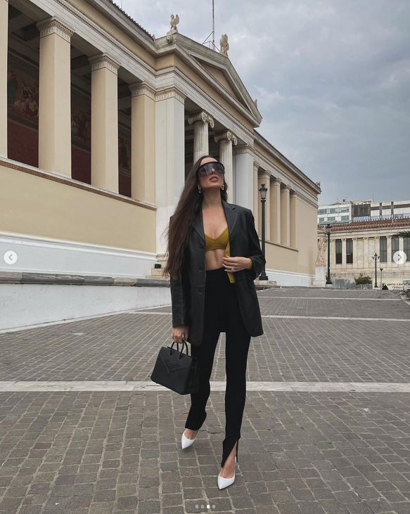 Celia Jaunat chwali się pierwszymi zdjęciami po przeprowadzce do Aten