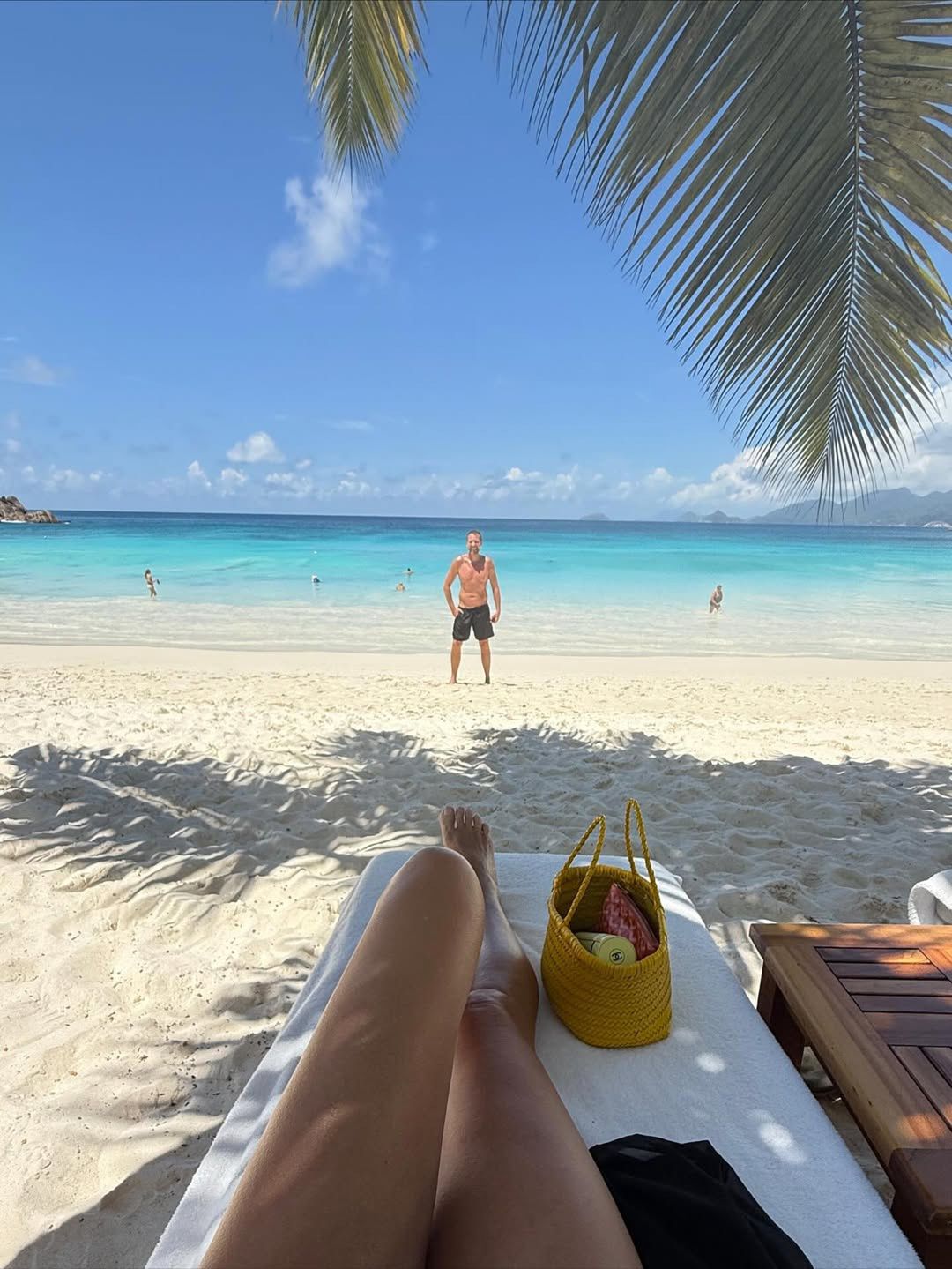 Joanna Przetakiewicz eksponuje nogi