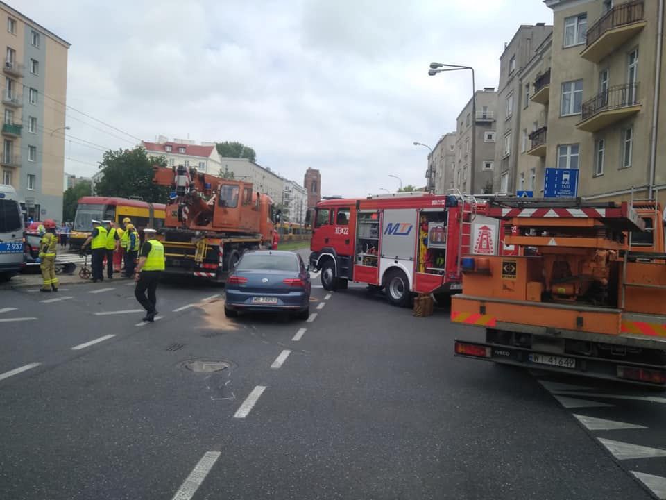 Warszawa. Wypadek z udziałem radiowozu policji