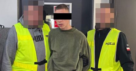 Zmanipulowany senior stracił oszczędności życia. Policja zatrzymała „odbieraka”