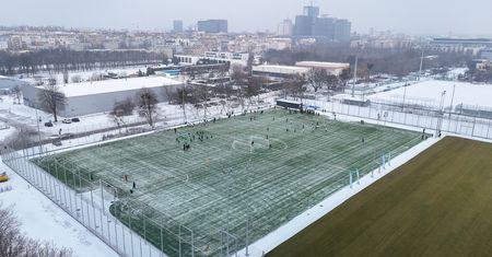 Zieloni rozgrzali nowe boiska. Warta znów na zero z tyłu w zimowym sparingu