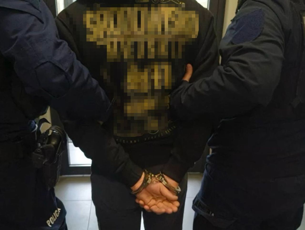 Brochów: Kierowca BMW śmiertelnie potrącił rowerzystę i odjechał. Po kilku godzinach zgłosił się na policję