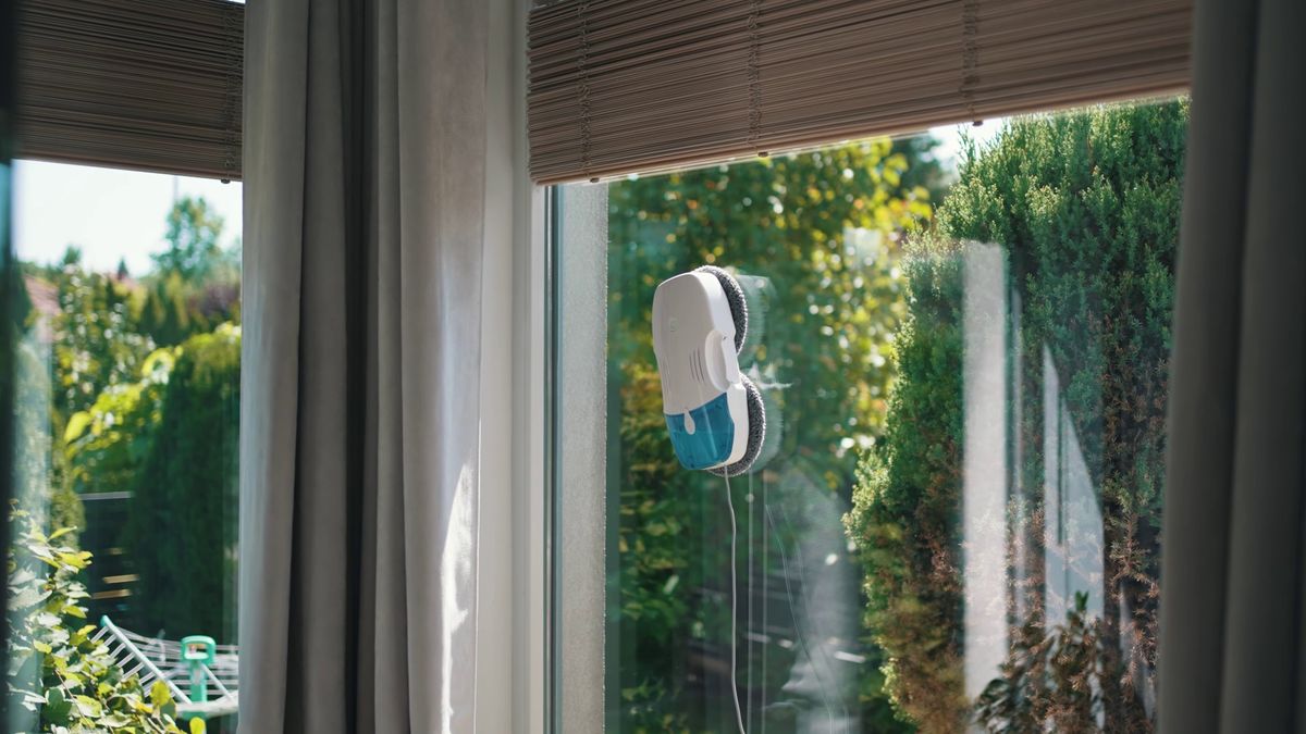 Robot do mycia okien zaoszczędzi siły i czas