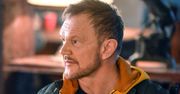Cezary Pazura wozi się Porsche żony. Auto kosztuje majątek