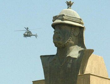 Siedziba CPA bez popiersi Saddama