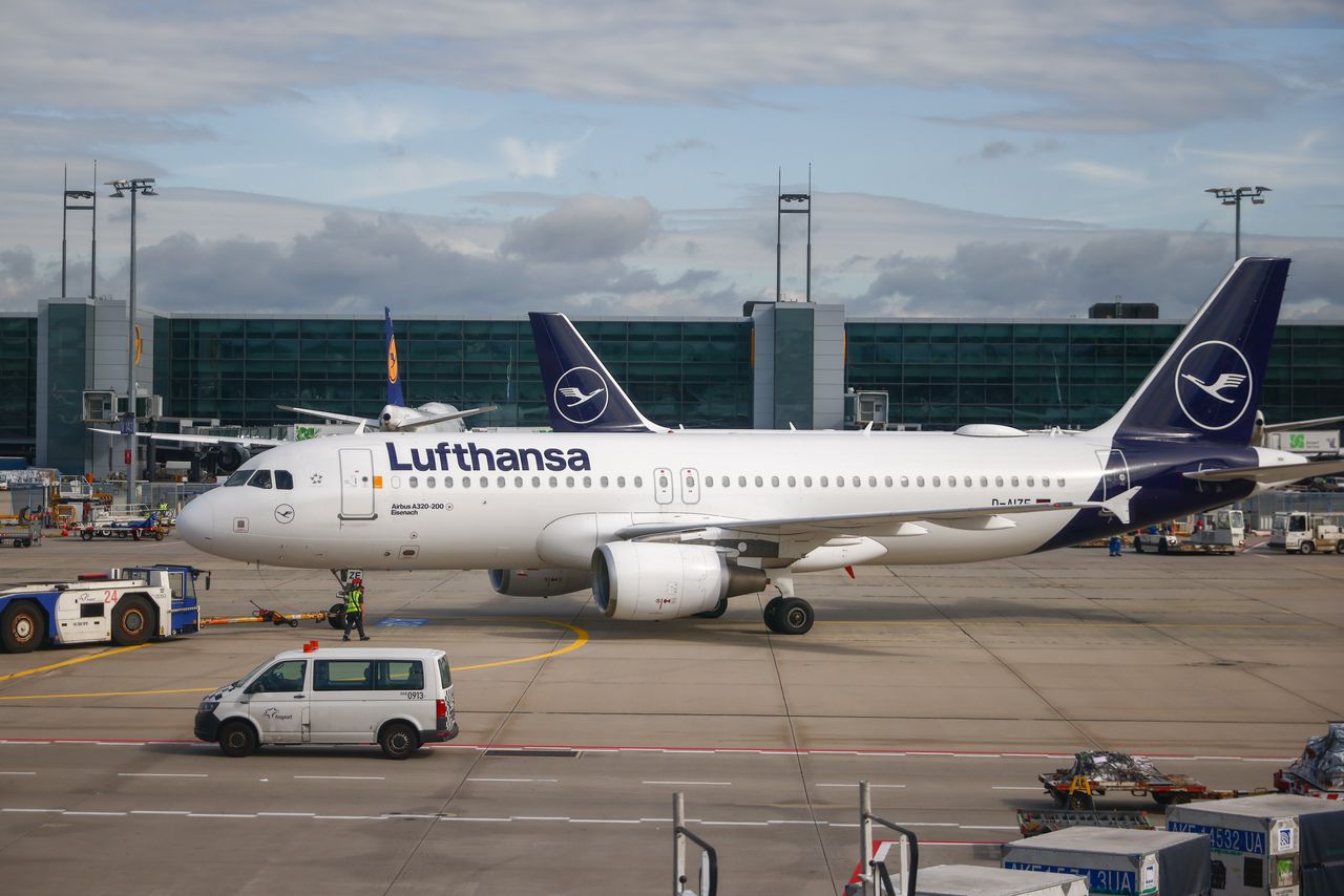 Mimo protestów w Iranie Lufthansa planuje wznowienie lotów