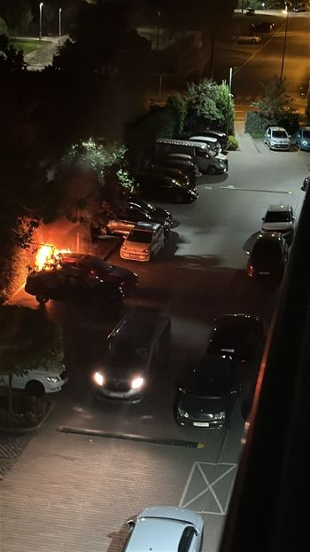 Bygdoszcz: Nocą spłonęły cztery samochody. Uszkodzonych jest więcej