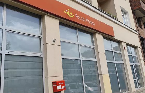 Poczta Polska robi zdjęcia tunerom w autach? KRRiT o abonamencie RTV