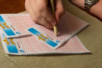 Wygrał miliony w Lotto. Oto gdzie kupił szczęśliwy los