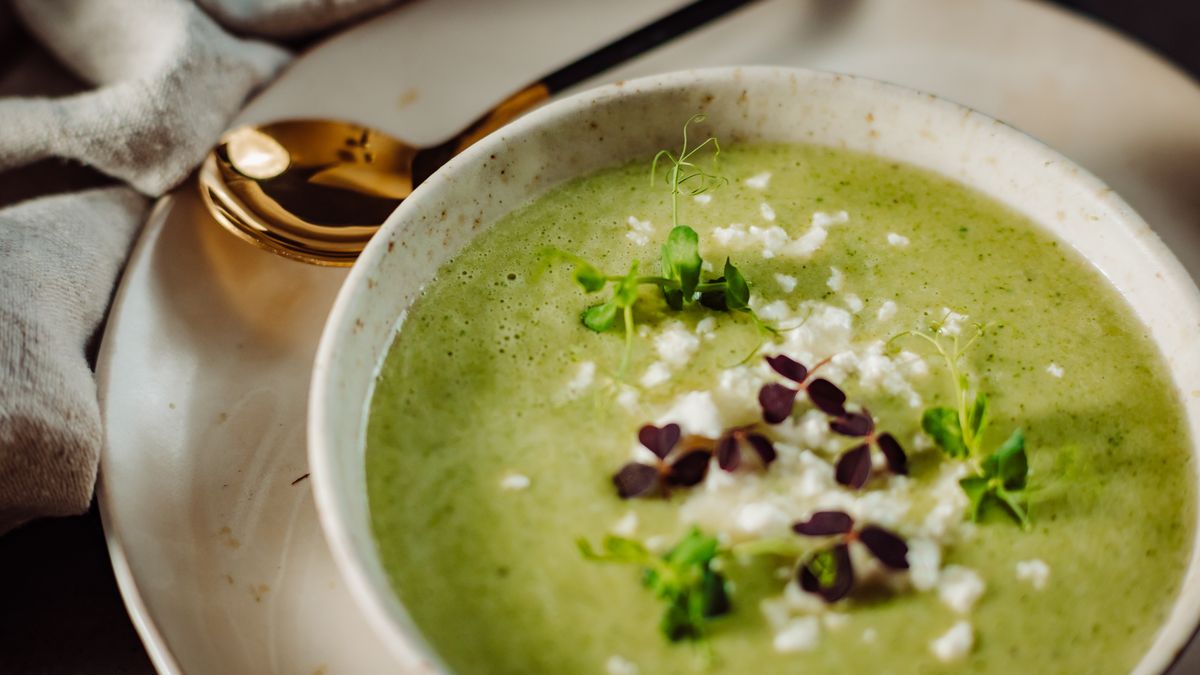 Zupa krem z selera naciowego i mleczka kokosowego