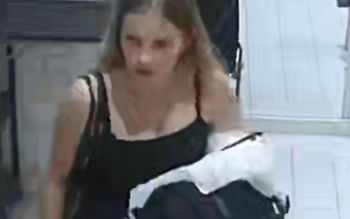 Cała Polska się dowie, co robiła w sklepie. Szuka jej policja