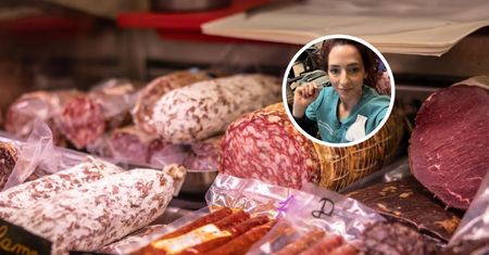 Eksperci wskazują najgorsze mięso. "Zwiększa ryzyko tzw. nieszczelnego jelita"