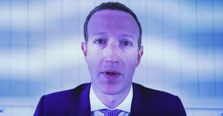 Fejsbuczek, kłamczuszek, czyli jak Facebook robi nas w konia [Opinia]