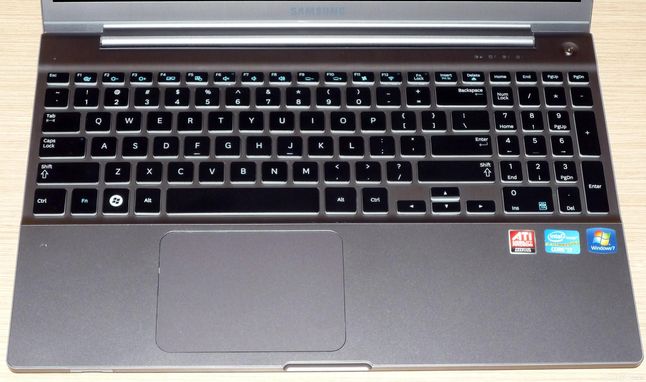 Samsung Chronos 700Z5A - klawiatura
