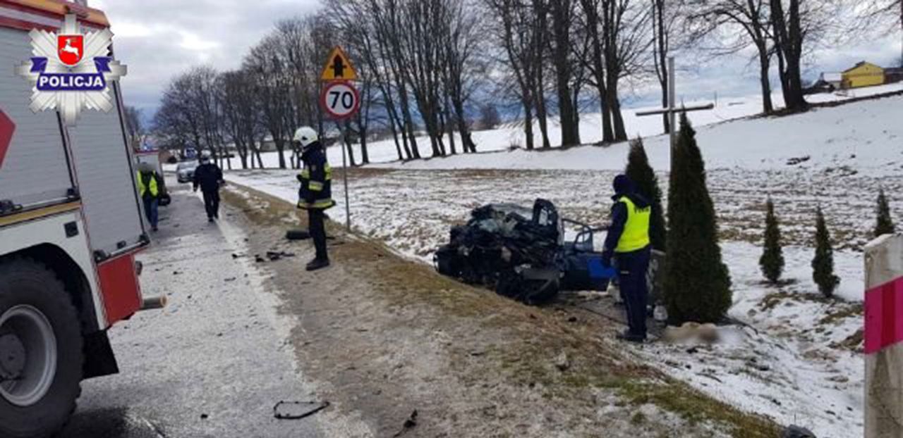 Tragiczny wypadek pod Biłgorajem. Nie żyją dwie osoby