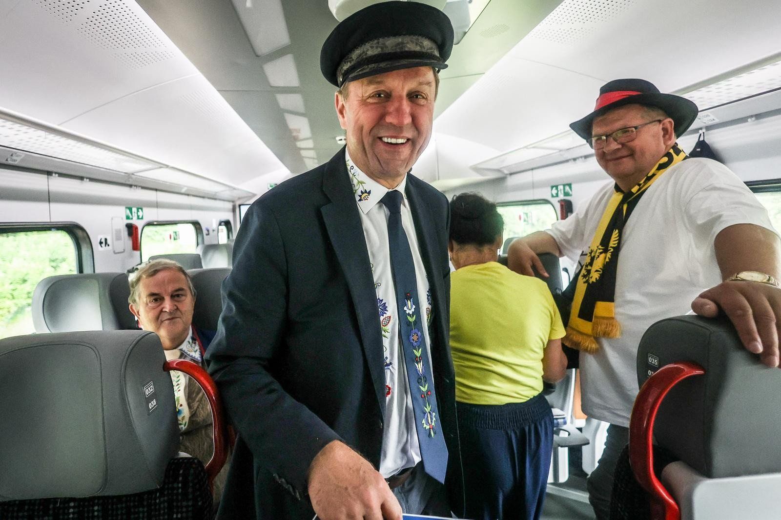 Światowy Zjazd Kaszubów w Szemudzie