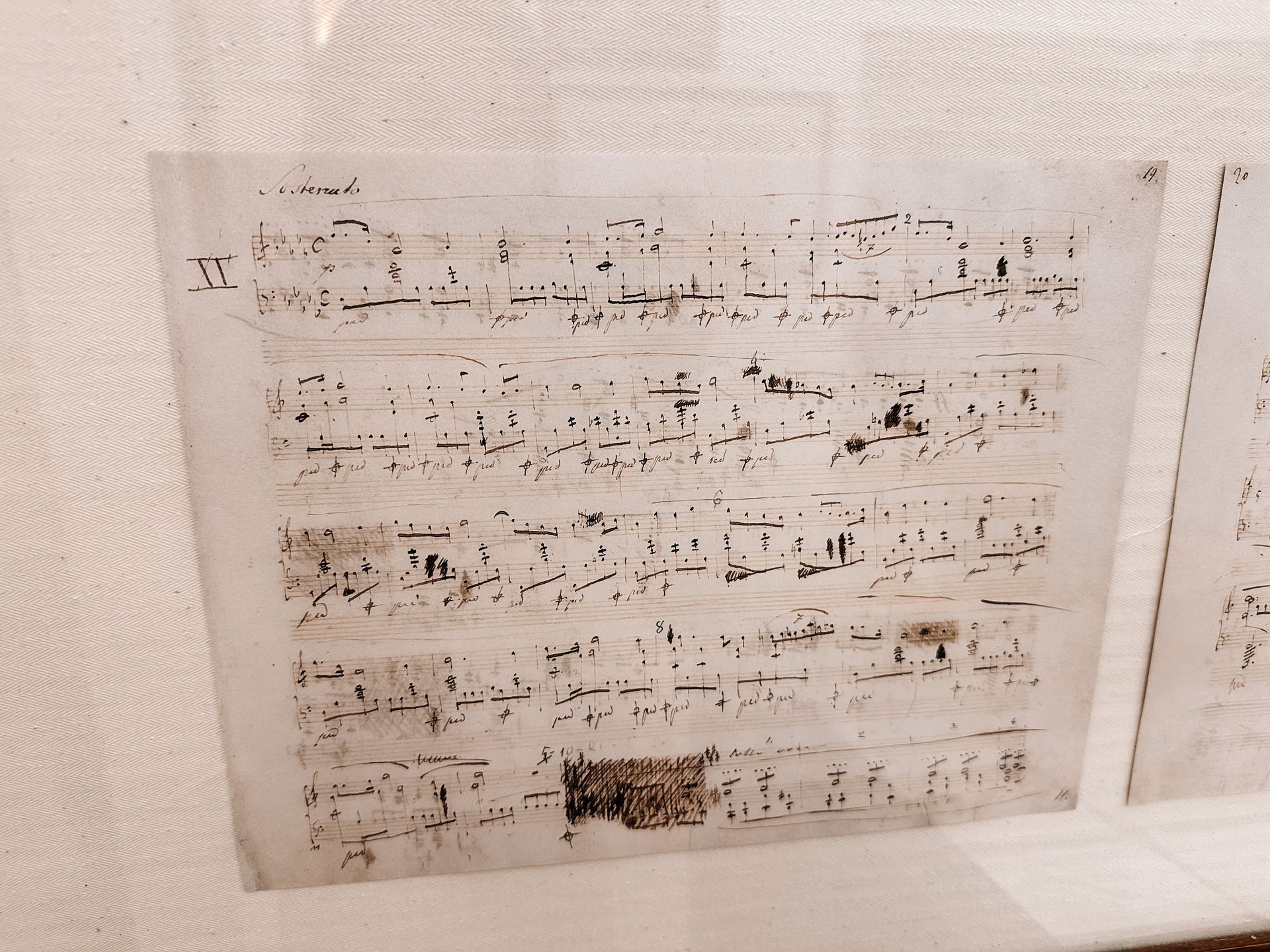 W muzeum klasztoru Kartuzów można zobaczyć pamiątki po Chopinie