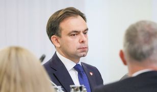 "Podatek wojenny"? Minister finansów mówi wprost