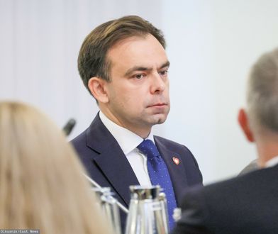 "Podatek wojenny"? Minister finansów mówi wprost