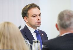 "Podatek wojenny"? Minister finansów mówi wprost