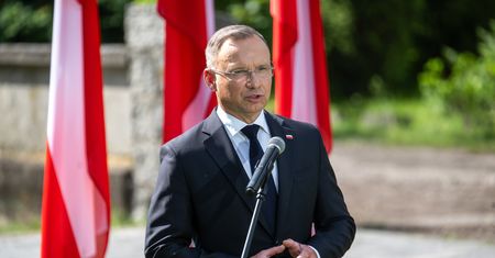Duda grzmi. Zwrócił się do Tuska. "Obrażanie, próby poniżania"