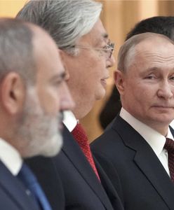 Wypatrzyli pierścień Putina. Kpinom nie ma końca