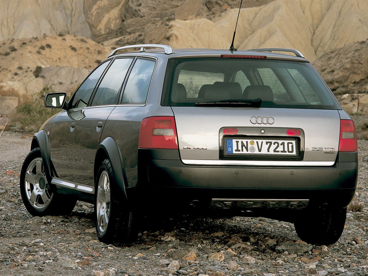 An exceptionally interesting vehicle with a 2.5 TDI engine, namely the Audi Allroad.