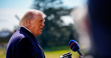 "Nie mają pieniędzy". Trump mówi o "przyjaznym przejęciu" Kuby