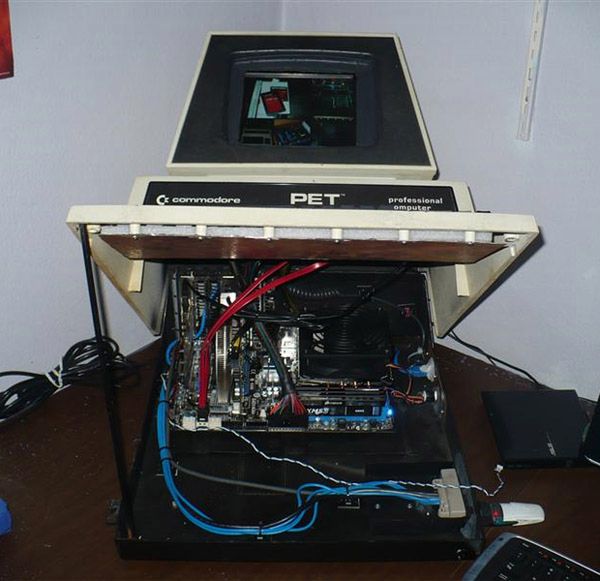 Commodore PET wskrzeszony 2