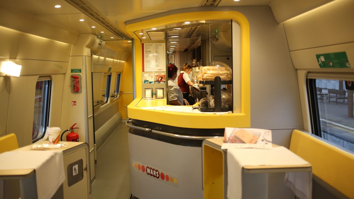 WARS jest popularnym miejscem w pociągach dalekobieżnych.