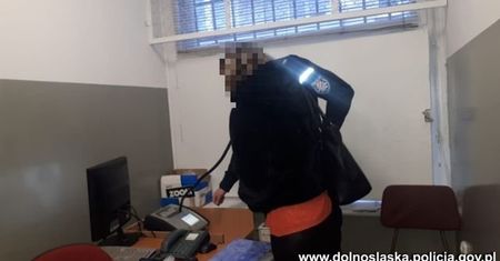 Pijana 40-latka chciała odebrać dziecko z przedszkola. Miała 3 promile