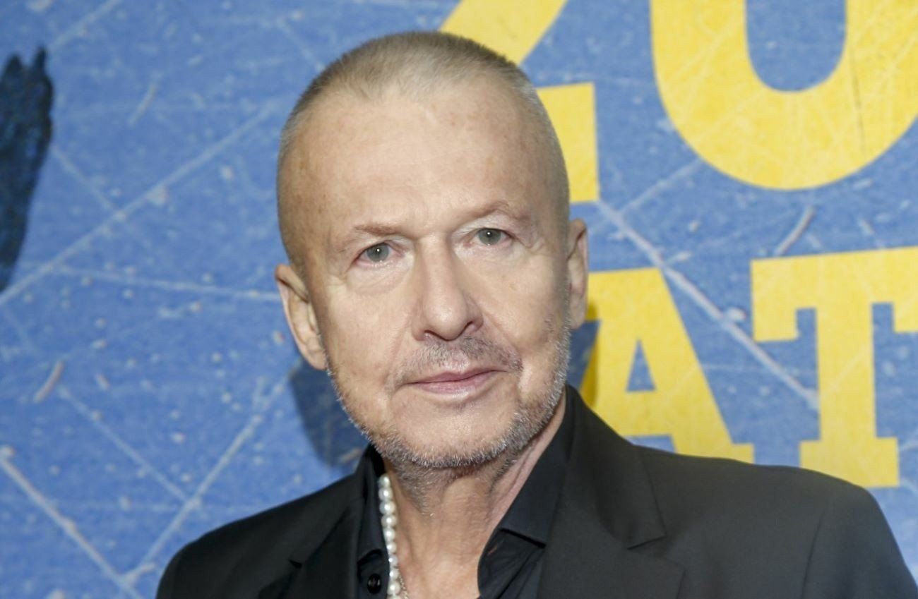 Zajrzyjcie do naszej galerii i zobaczcie najnowsze zdjęcia Aleksandry Lindy, córki Bogusława Lindy &gt;&gt;&gt;Na zdjęciu Bogusław Linda na Gali XX-lecia Warszawskiej Szkoły Filmowej. Rok 2024. 