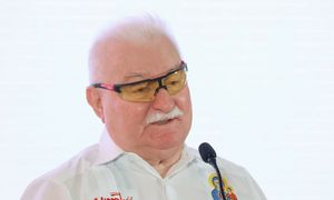 Wałęsa w Pradze: Wejście Ukrainy do UE zniszczy rolnictwo