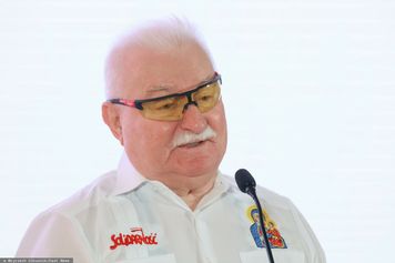Wałęsa w Pradze: Wejście Ukrainy do UE zniszczy rolnictwo