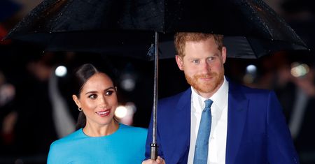 Harry i Meghan zaręczyli się wcześniej, niż oficjalnie podano. Utrzymali to w tajemnicy