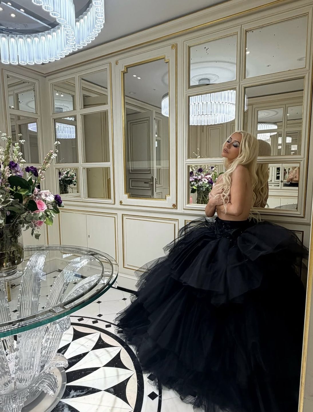 Christina Aguilera na Paris Fashion Week