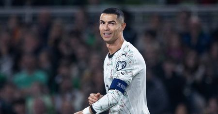 Ależ gest Cristiano Ronaldo. To podarował kolegom. "Kilka tys. euro" za szt.
