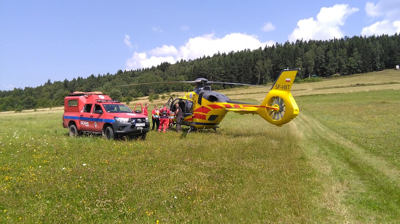 Dramat na roli pod Świdnikiem. W akcji śmigłowiec LPR