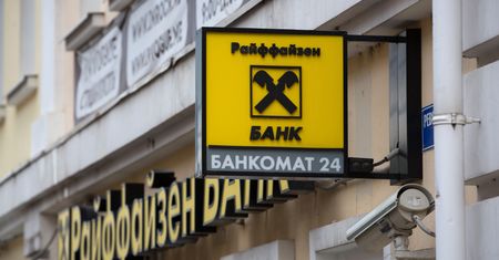 Największy bank w Austrii na liście "sponsorów wojny". Stanowcza reakcja USA