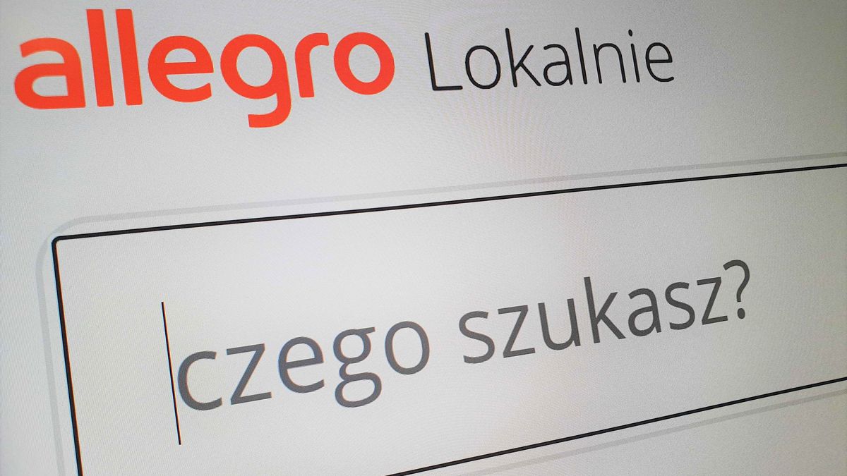 Korzystając z Allegro Lokalnie, uważaj na fałszywe SMS-y, fot. Oskar Ziomek