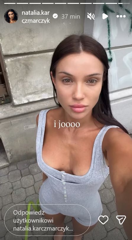 Natsu znów pozuje