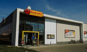 Biedronka zmienia godziny otwarcia. Ważny komunikat dla klientów