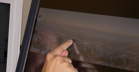 Ekran dotykowy w laptopie - potrzebny czy nie?