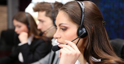 Chciał sprzedać komputer. Zadzwonił do niego telemarketer z banku