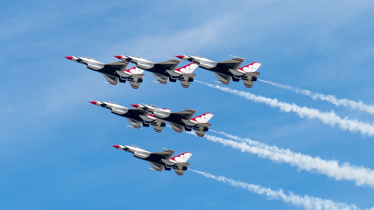 ANCHORAGE, ALASKA, US - JULY 22: Thunderbirds of United States Air Force perform during Arctic Thunder Air Show 2024 at Joint Base Elmendorf-Richardson (JBER) military facility in Anchorage, Alaska, United States on July 22, 2024. USAF Air Combat Command F-22 Raptor, USAF Pacific Air Forces' F-16 Viper and C-17 Globemaster III as well as German Air Force's PA-200 Tornado and the U.S. Army Golden Knights parachute team also have performance during the show. (Photo by Hasan Akbas/Anadolu via Getty Images)