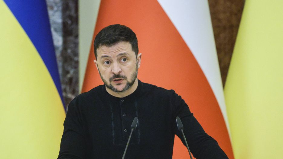 Ukrainian President Zelensky meets Czech counterpart Pavel in Kyiv
epa11979110 Ukrainian President Volodymyr Zelensky attends a joint press conference with his Czech counterpart Pavel after their meeting in Kyiv, Ukraine, 21 March 2025. The Czech president is on an official visit to Ukraine amid the Russian invasion.  EPA/SERGEY DOLZHENKO 
Dostawca: PAP/EPA.
SERGEY DOLZHENKO
Ukrainian president, Czech president, Czech Republic-Ukraine relations, Russian invasion, Ukraine war